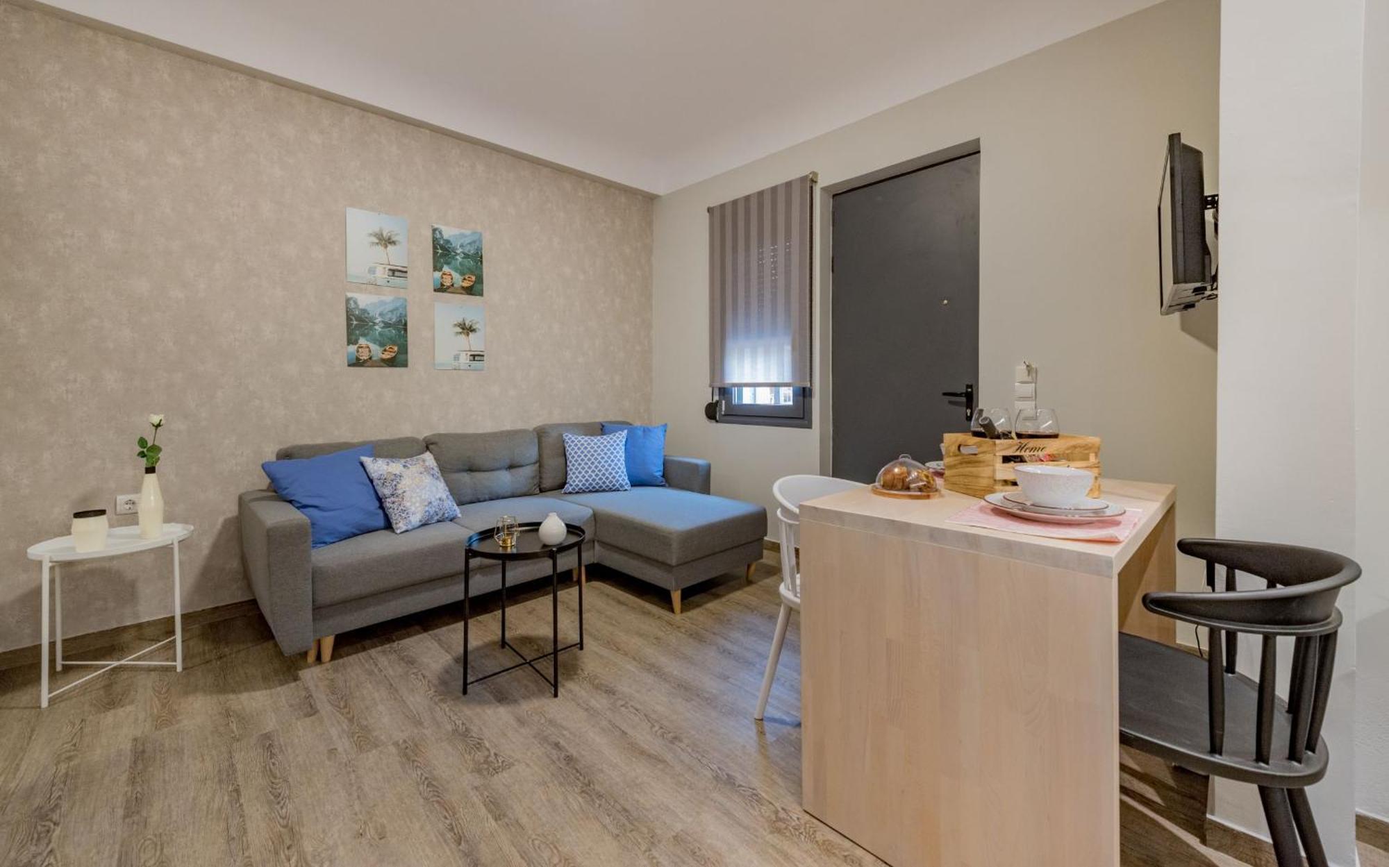 Stylish & Bright Apartment In The City Centre Zakynthos Exteriér fotografie